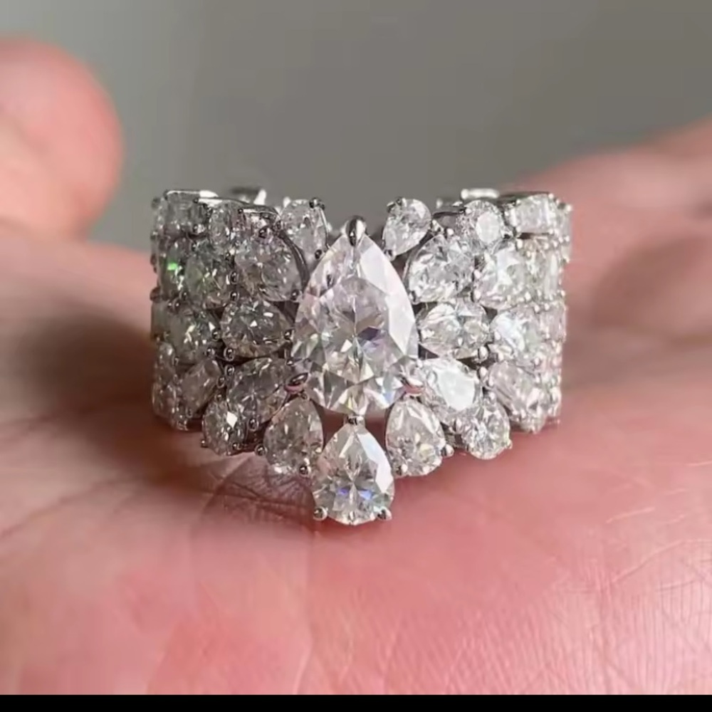 Luxury 18k White Gold Plated with Moissanite Teardrop Cluster Ring 7 1/2